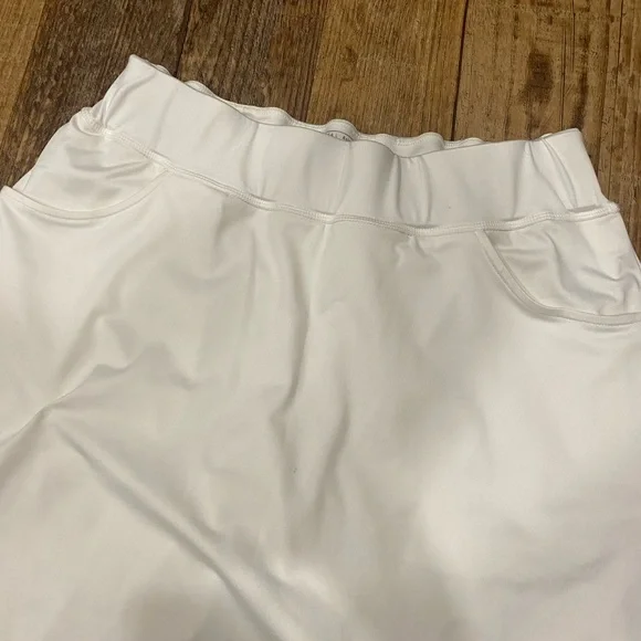 White Athletic Skirt - Picture 2 of 2